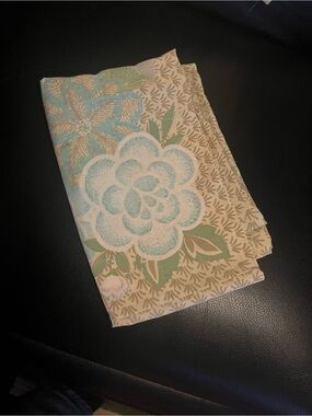 Perfection Floral standard  Vintage LinenI pillow case